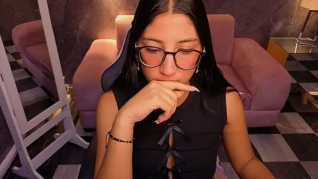 Sophie jones b online show from 05.02.26