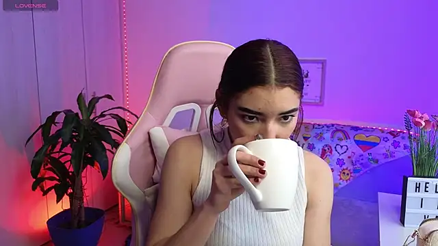 Snapshot of Sofiagomez777 chatting on 03.18.26 Sofiagomez777 online show from 03.18.26