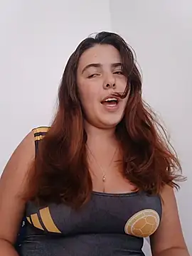Snapshot of lyss_muller chatting on 06.27.26 lyss muller online show from 06.27.26