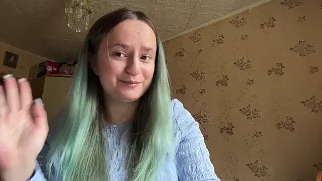 Bubblegum Tempt online show from 04.28.26