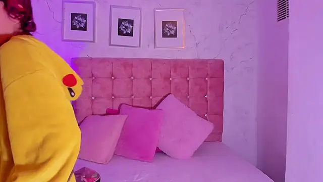 MiaaBlake  online show from 05.01.26