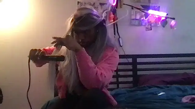 Snapshot of frenchiego chatting on 02.23.26 frenchiego online show from 02.23.26