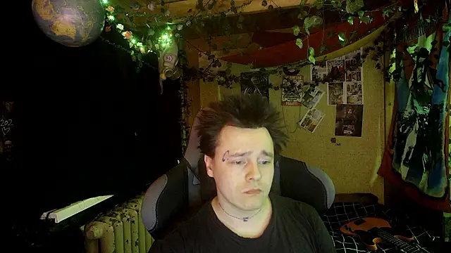 iloveCrocodiles online show from 02.03.26