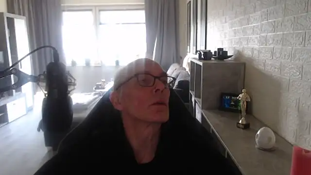 KoelnKoeln online show from 02.01.26