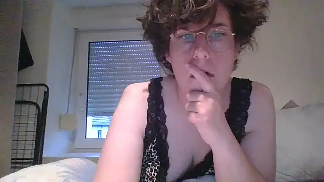 Snapshot of OIseauNoir88 chatting on 03.30.26 OIseauNoir88 online show from 03.30.26