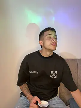 Lucas her online show from 03.20.26