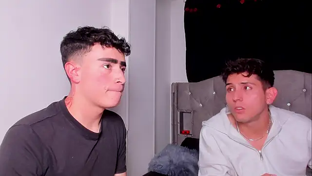 Snapshot of naughtysalomonn chatting on 04.09.26 naughtysalomonn online show from 04.09.26