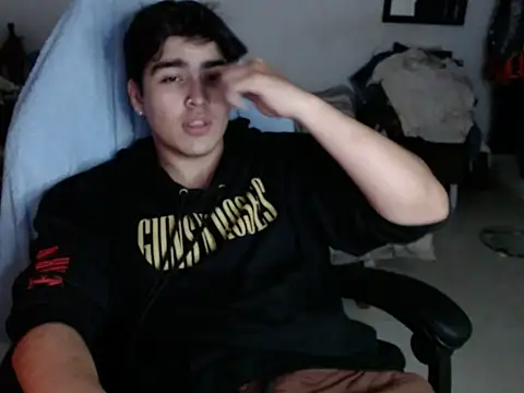 Snapshot of One_OfFit chatting on 02.03.26 One OfFit online show from 02.03.26