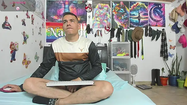 Snapshot of nathannathaniel chatting on 07.18.26 nathannathaniel online show from 07.18.26
