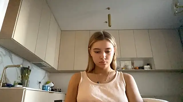 Snapshot of SeveralDip chatting on 03.15.26 SeveralDip online show from 03.15.26