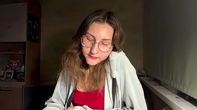 Miaaa Moon online show from 06.02.26