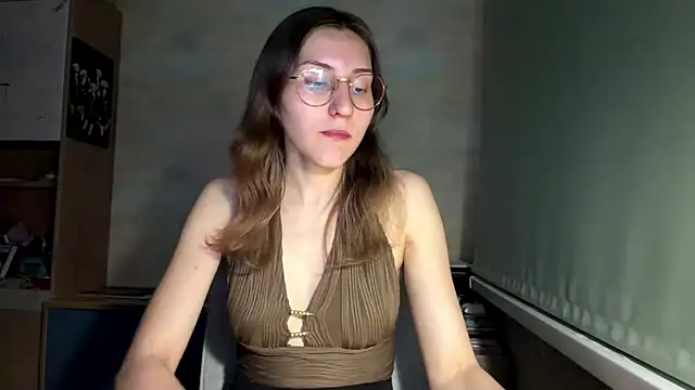 Miaaa Moon online show from 06.23.26