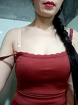Snapshot of Vyvvyy69 chatting on 07.04.26 Vyvvyy69 online show from 07.04.26