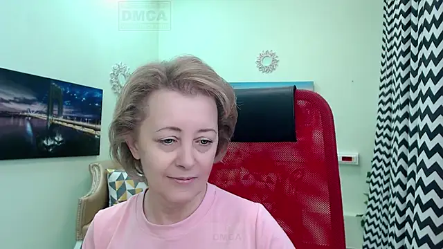 MONA W online show from 05.02.26