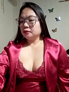 Snapshot of Zyramae_25 chatting on 06.12.26 Zyramae 25 online show from 06.12.26