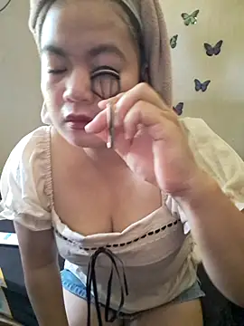Snapshot of Zyramae_25 chatting on 07.16.26 Zyramae 25 online show from 07.16.26