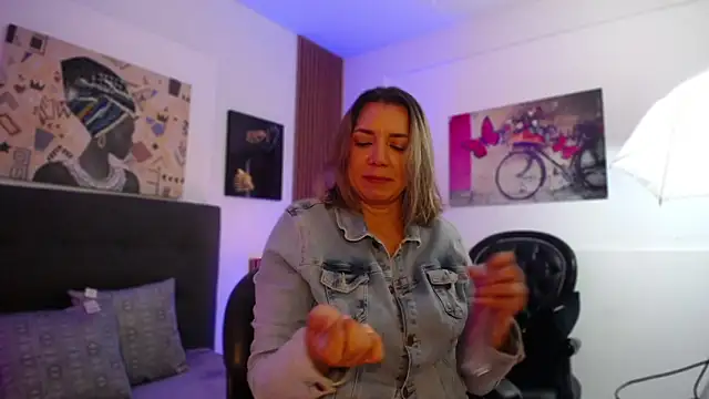 milfsecret69 online show from 05.20.26