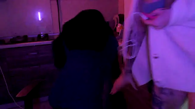 JuliaGraceOF online show from 03.08.26