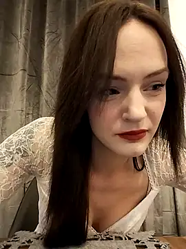 Gwenny1 online show from 02.02.26