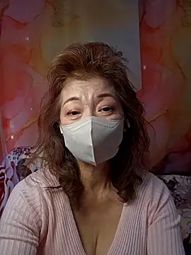 Snapshot of URAN429 chatting on 02.16.26 URAN429 online show from 02.16.26