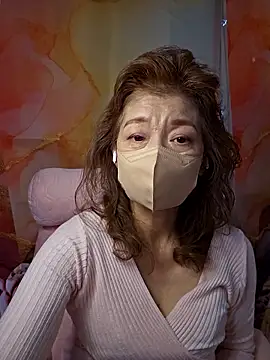 Snapshot of URAN429 chatting on 02.20.26 URAN429 online show from 02.20.26