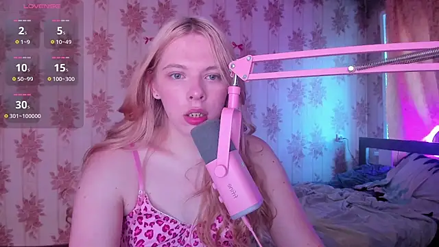 Cutie Bambi online show from 07.21.26