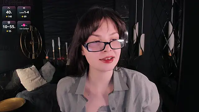 Maykinkya online show from 04.30.26