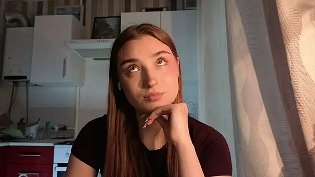 LissaBliss online show from 05.07.26