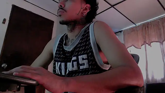 Snapshot of D3v1L88 chatting on 02.08.26 D3v1L88 online show from 02.08.26