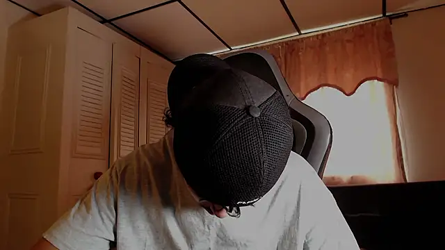 Snapshot of D3v1L88 chatting on 02.21.26 D3v1L88 online show from 02.21.26