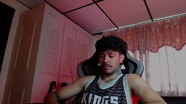 Snapshot of D3v1L88 chatting on 03.11.26 D3v1L88 online show from 03.11.26