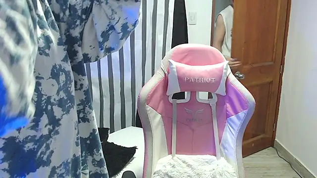 Ariana Esteban07 online show from 03.12.26