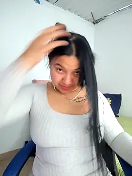 emily-rousee- online show from 04.22.26