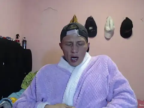 Cronos Hot 8 online show from 03.10.26