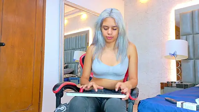 AlanaHouston online show from 06.06.26