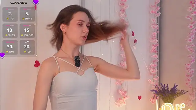 RoseliaLocatelli online show from 06.17.26