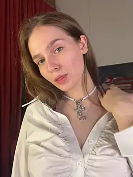 MyKittySayMeow online show from 05.08.26