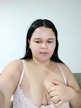 Snapshot of SamanthaStonee chatting on 06.12.26 SamanthaStonee online show from 06.12.26