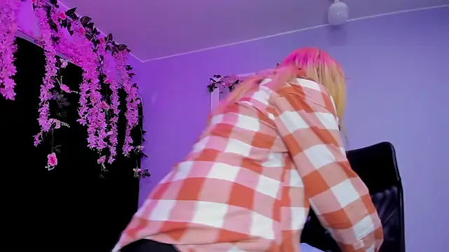 Dakota Angell  online show from 03.20.26