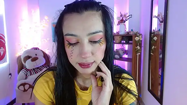 Snapshot of FIORELLA_L chatting on 06.03.26 FIORELLA L online show from 06.03.26
