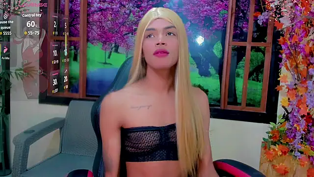 Karol Vanessa   online show from 04.23.26