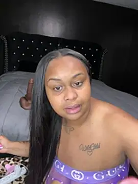 Snapshot of tipheragain chatting on 02.21.26 tipheragain online show from 02.21.26