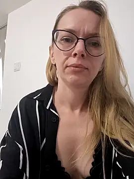 Snapshot of NatallyGrey chatting on 02.03.26 NatallyGrey online show from 02.03.26