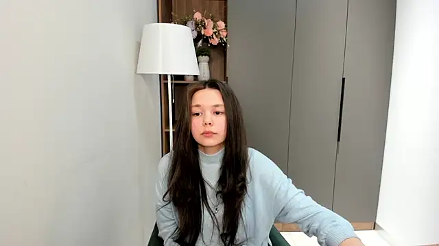 Snapshot of MindaGuyett chatting on 02.02.26 MindaGuyett online show from 02.02.26