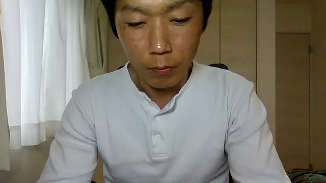 Snapshot of K0U-123 chatting on 05.03.26 K0U-123 online show from 05.03.26