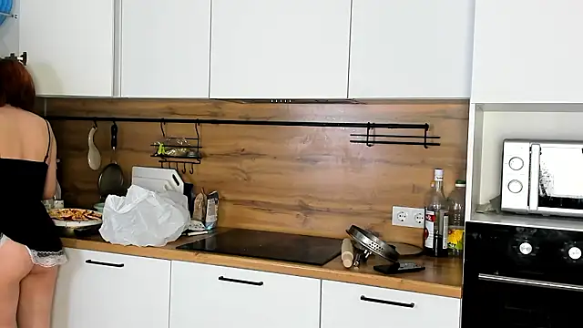 NessaV online show from 03.18.26