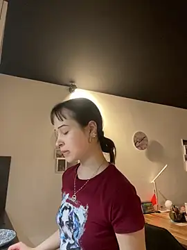 Just-Lilly online show from 04.19.26