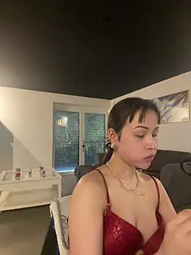 Snapshot of Just-Lilly chatting on 07.29.26 Just-Lilly online show from 07.29.26
