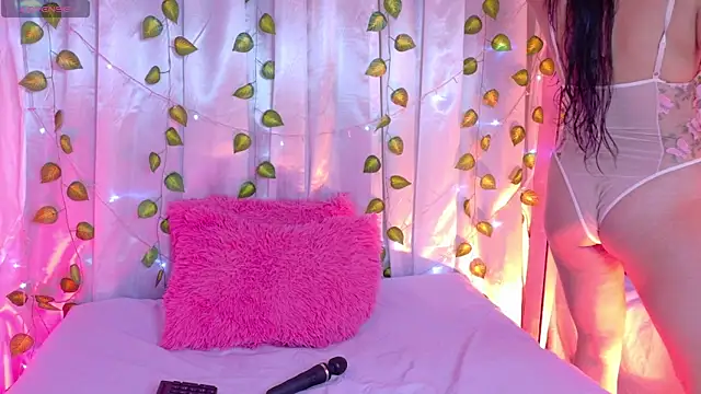 AlannaSmiless online show from 03.28.26