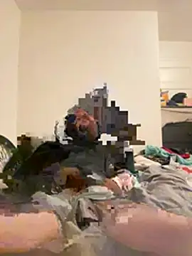 Snapshot of EnanoVerga chatting on 03.03.26 EnanoVerga online show from 03.03.26